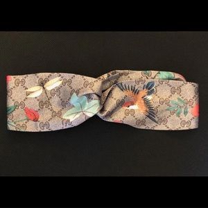 GG hummingbird headband